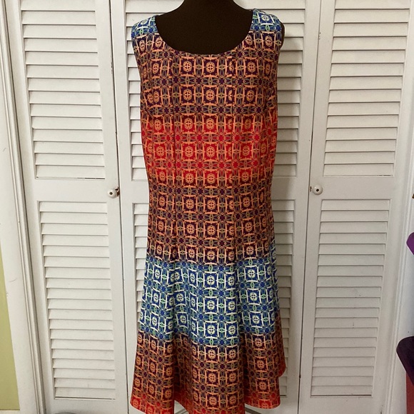 Julian Taylor Dresses & Skirts - Julian Taylor fall print size 24 W